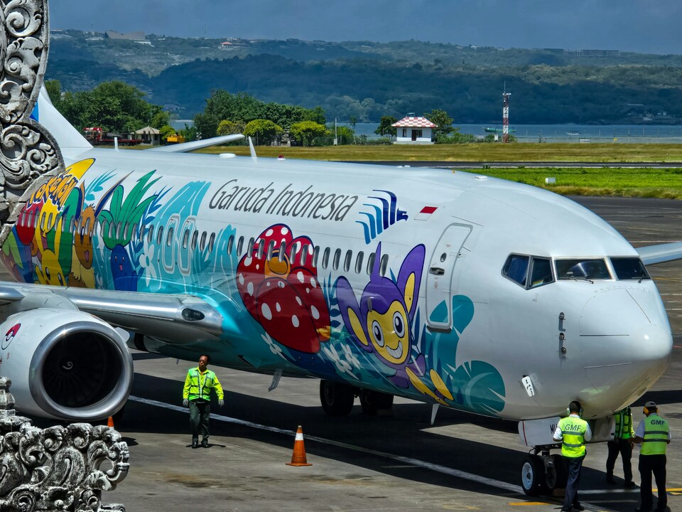 An airplane at the airport