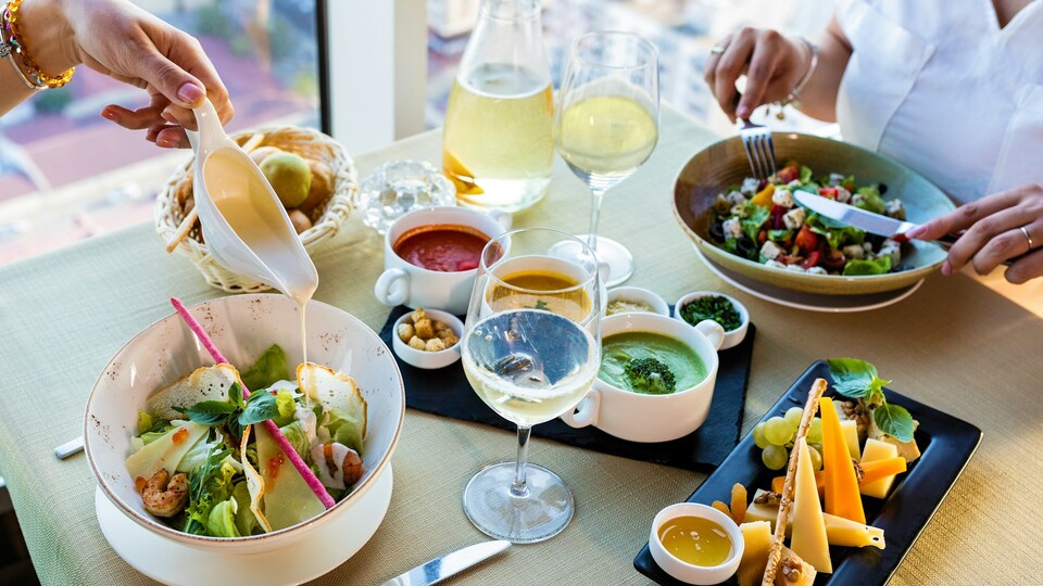 Food & drinks on a table